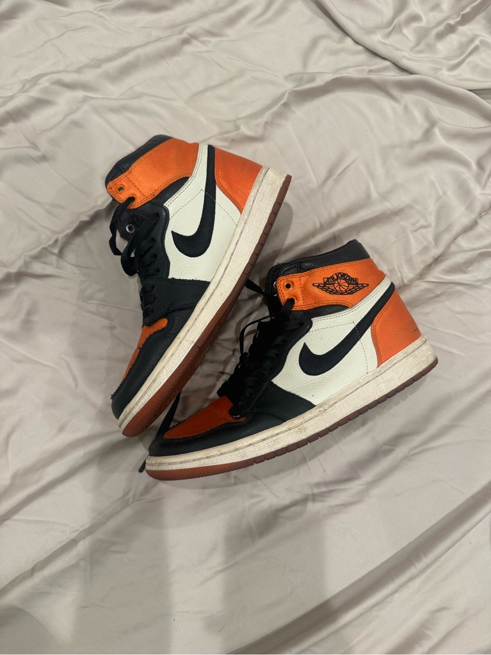 Jordan 1 Retro High OG Satin Shattered Backboard - Orange/Black/White